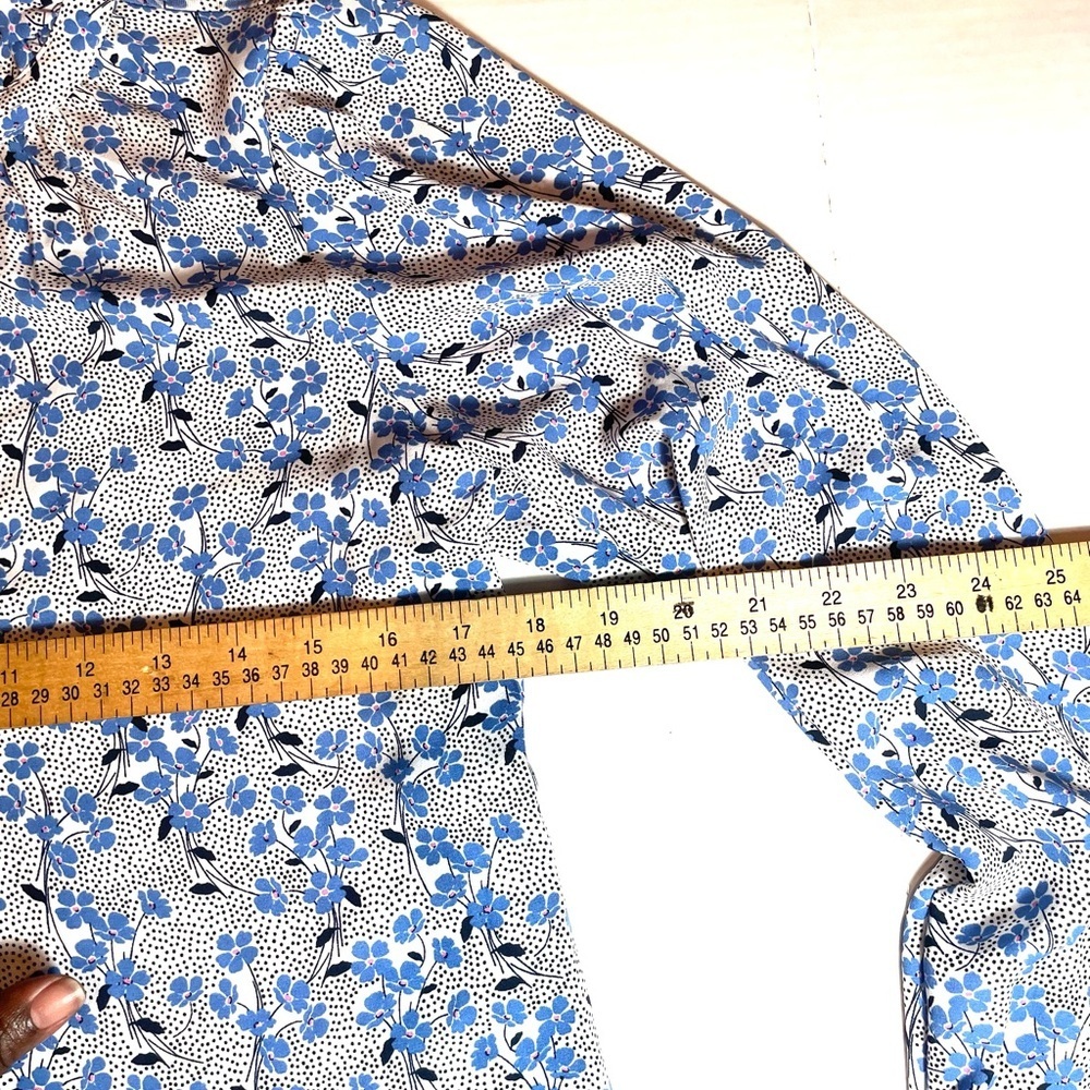 “LOFT Blue Floral Tie Neck Blouse Romantic Boho Cottagecore” Sz. Small - Picture 12 of 12